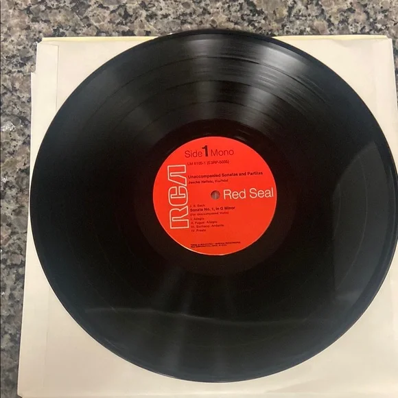 RCA Victor Heifetz Vinyl Record set